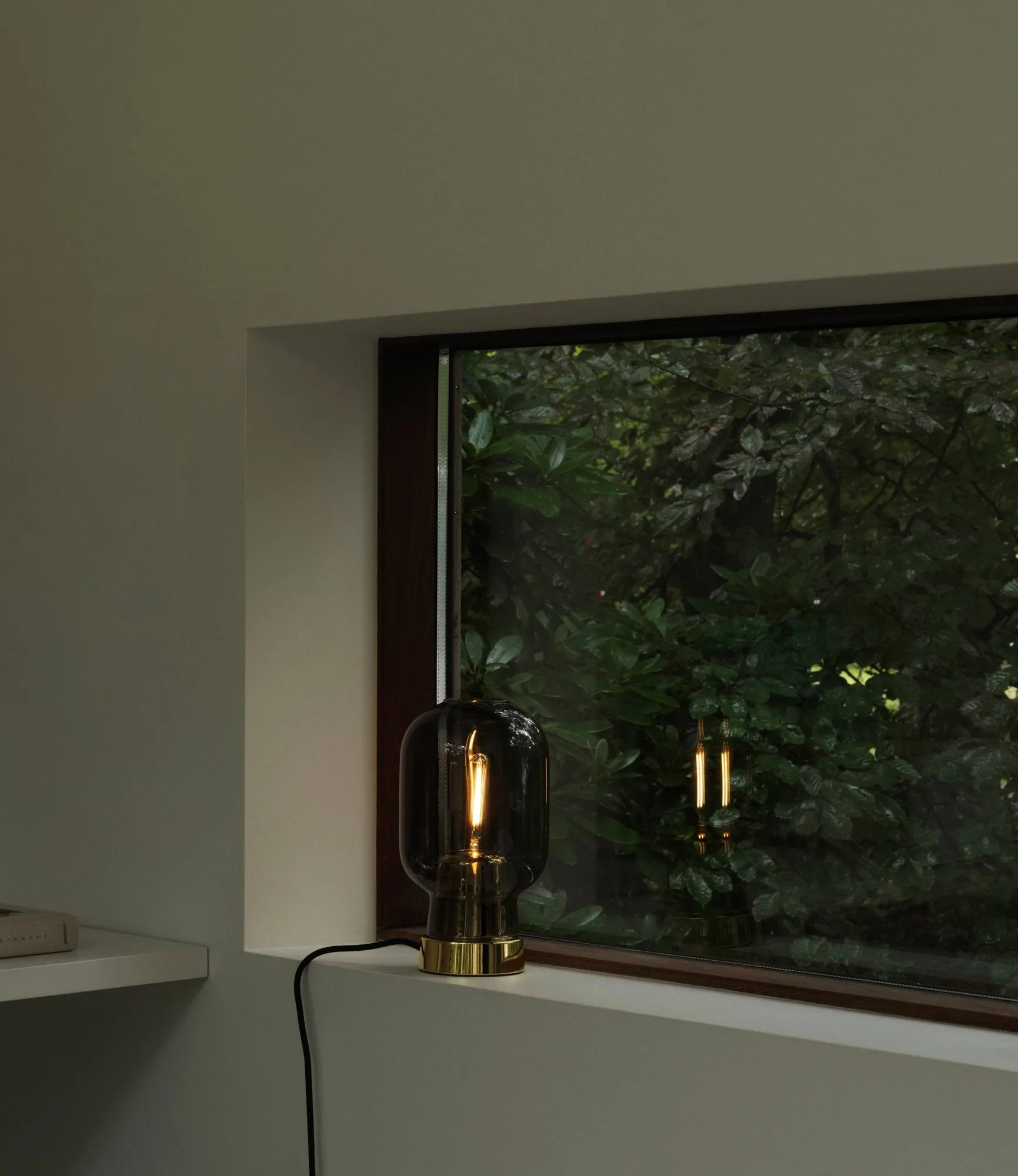 Amp台灯, 绿色_黄铜色 Normann Copenhagen