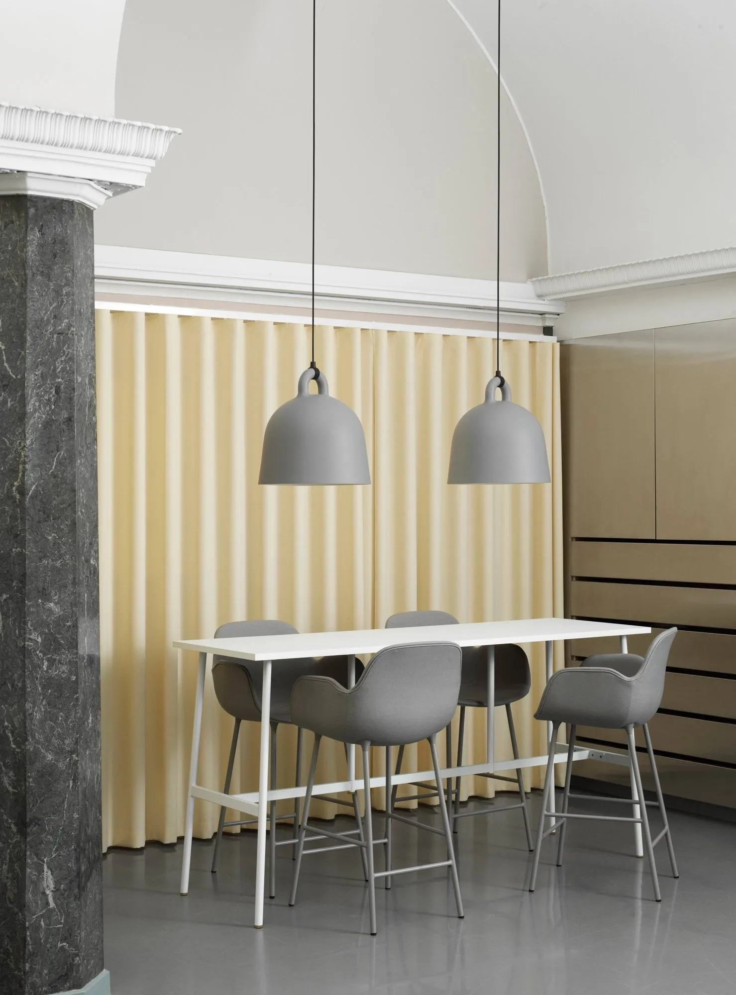 Bell灯灰色, 中号 Normann Copenhagen