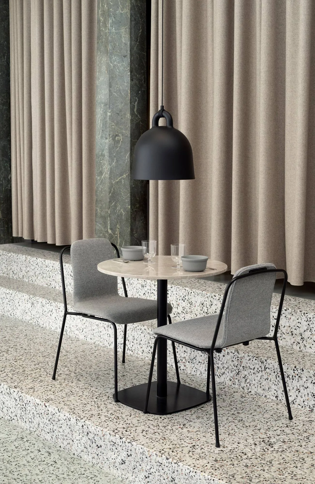 Bell灯黑色, 中号 Normann Copenhagen