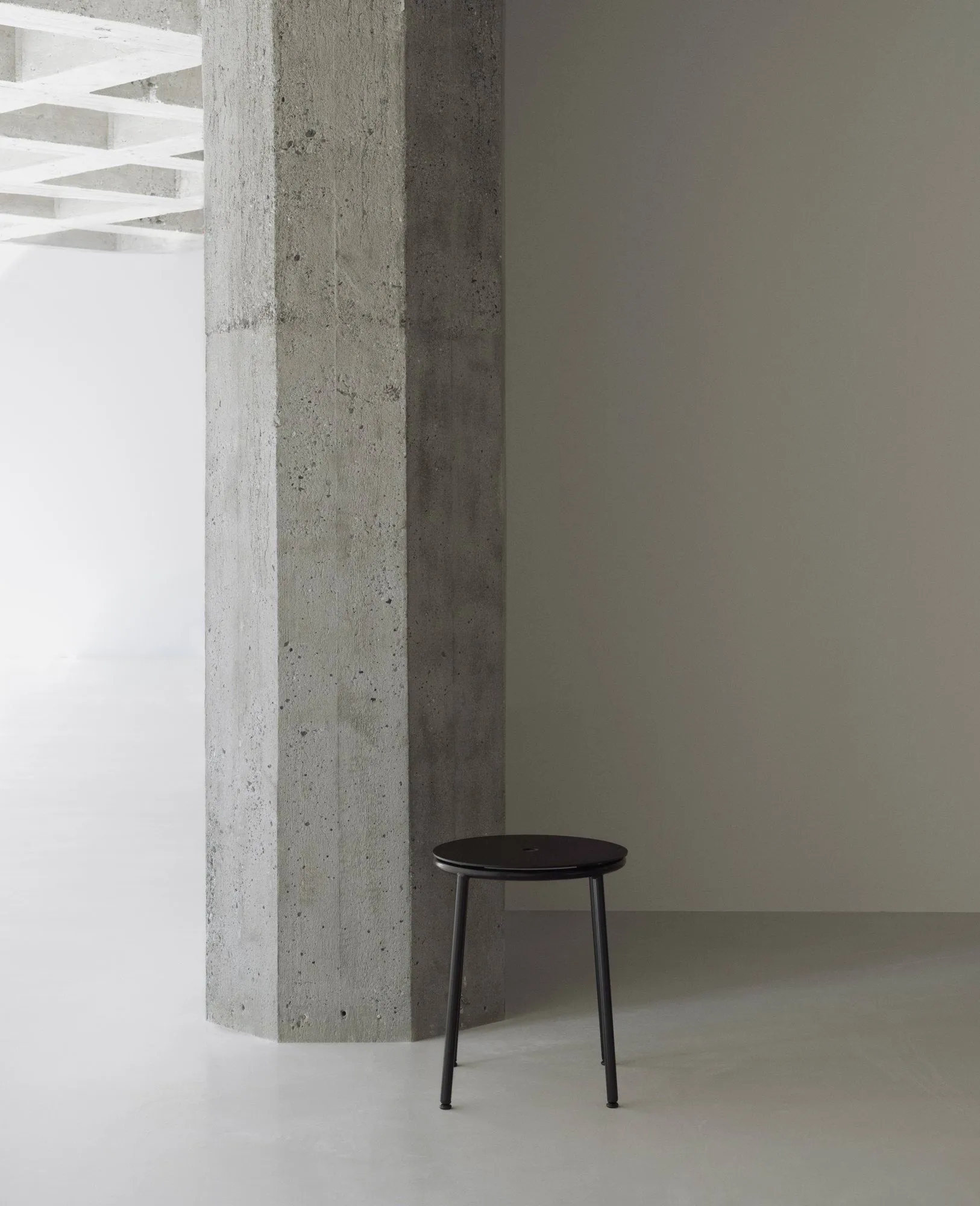 Circa 吧台凳45cm, 黑色橡木 Normann Copenhagen