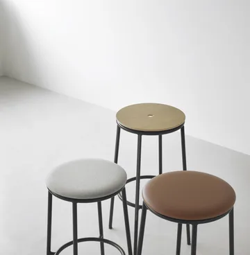 Circa 吧台椅65cm - 橡木 - Normann Copenhagen