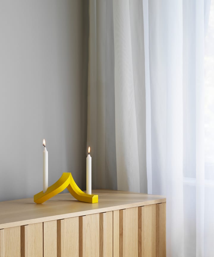 Crooked 烛台 2, 黄色 Normann Copenhagen