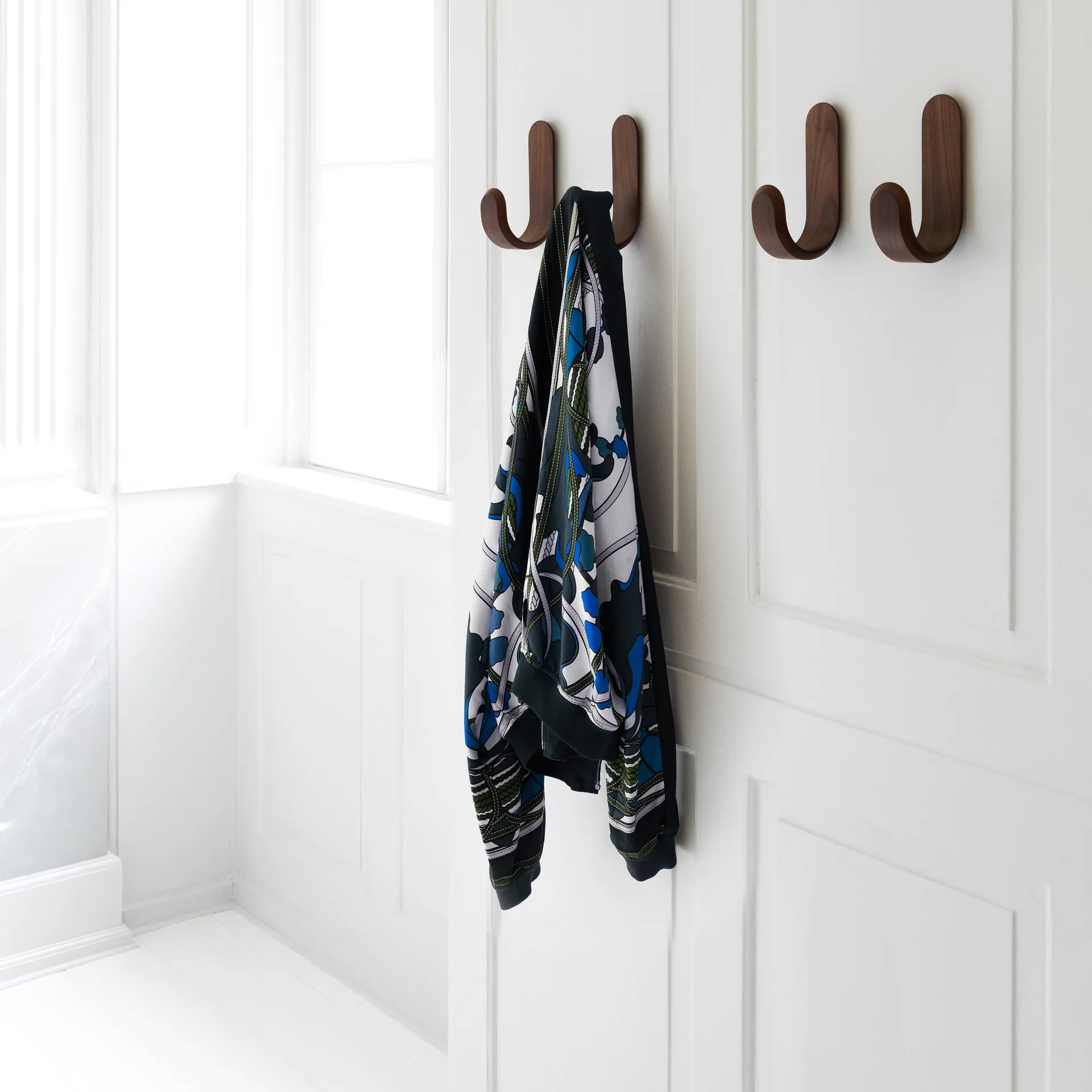 Curve 挂钩, 胡桃木 Normann Copenhagen