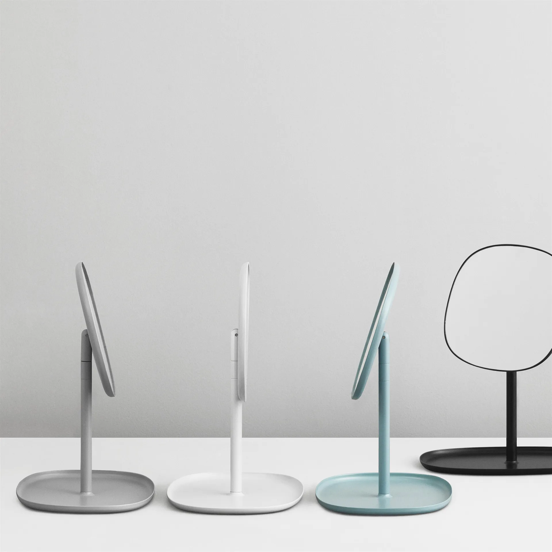 Flip 镜子 , 灰色 Normann Copenhagen