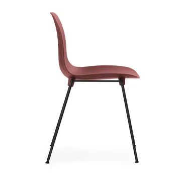 Form 可堆叠的椅子，2条黑腿，红色 - undefined - Normann Copenhagen