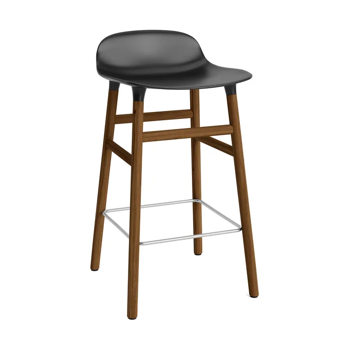 Form 吧台椅 胡桃木腿 - 黑色 - Normann Copenhagen