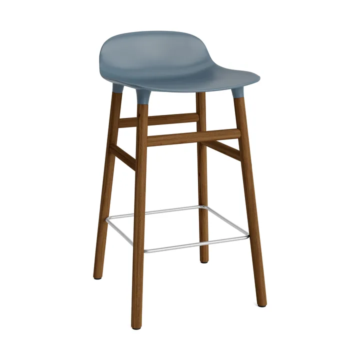 Form 吧台椅 胡桃木腿 - 蓝色 - Normann Copenhagen