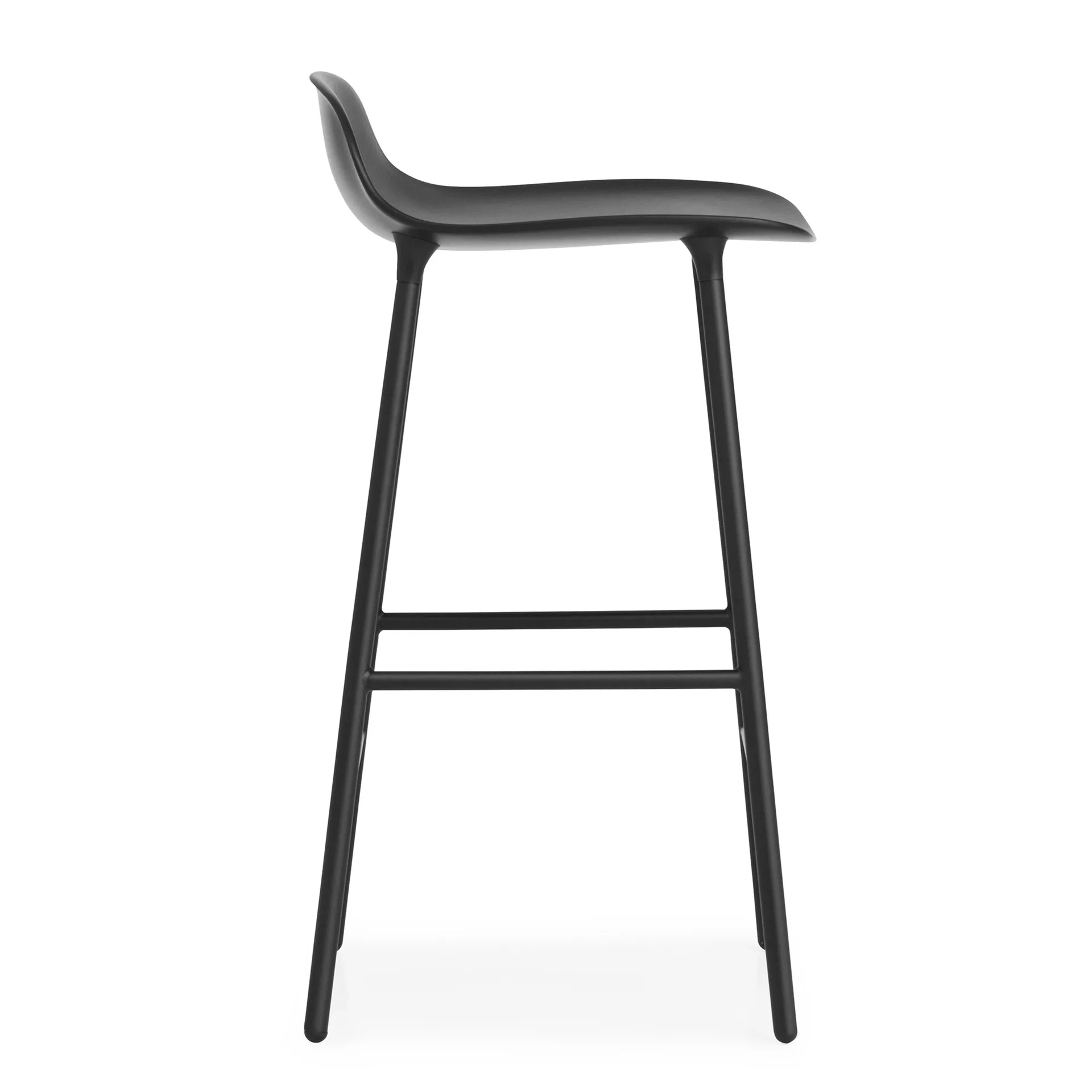 Form 吧台椅 金属腿, 黑色 Normann Copenhagen