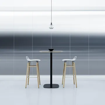 Form 吧台椅 橡木腿 - 灰色 - Normann Copenhagen