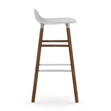 Form 吧台椅 胡桃木腿 - 白色 - Normann Copenhagen