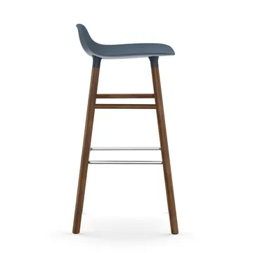 Form 吧台椅 胡桃木腿 - 蓝色 - Normann Copenhagen