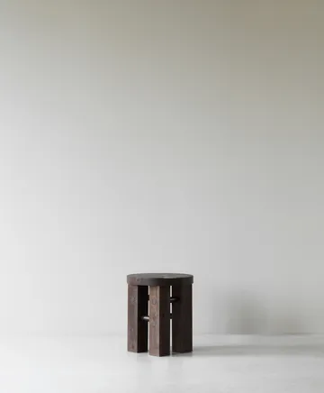 Fyr 凳子 45cm - 深棕色 - Normann Copenhagen