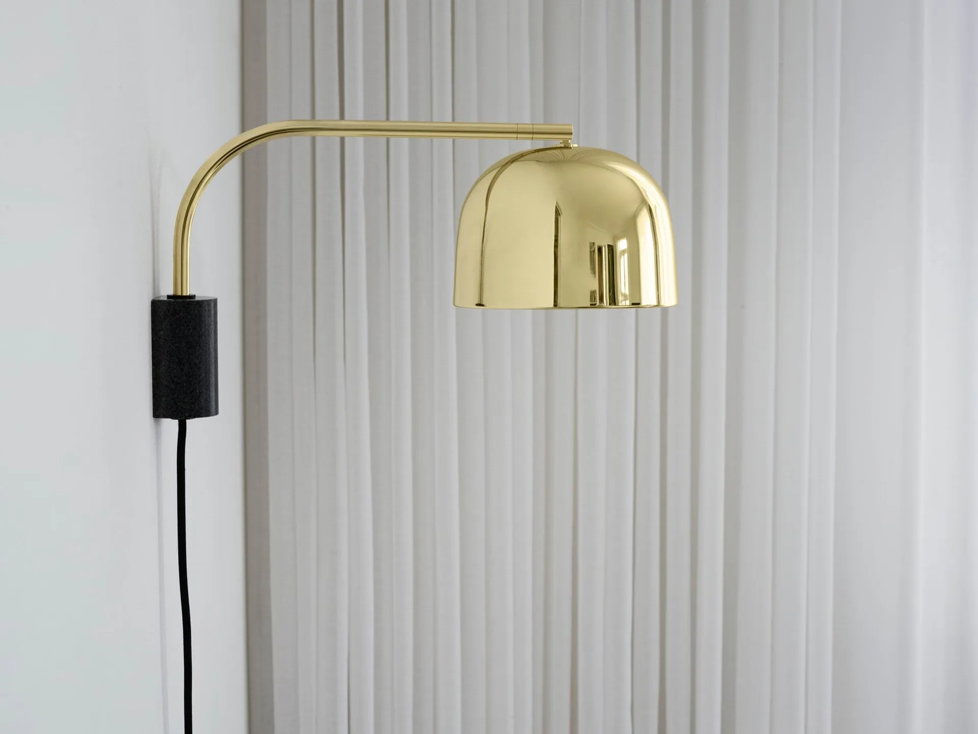 Grant 壁灯, 黄铜_小号_钢_花岗岩 Normann Copenhagen