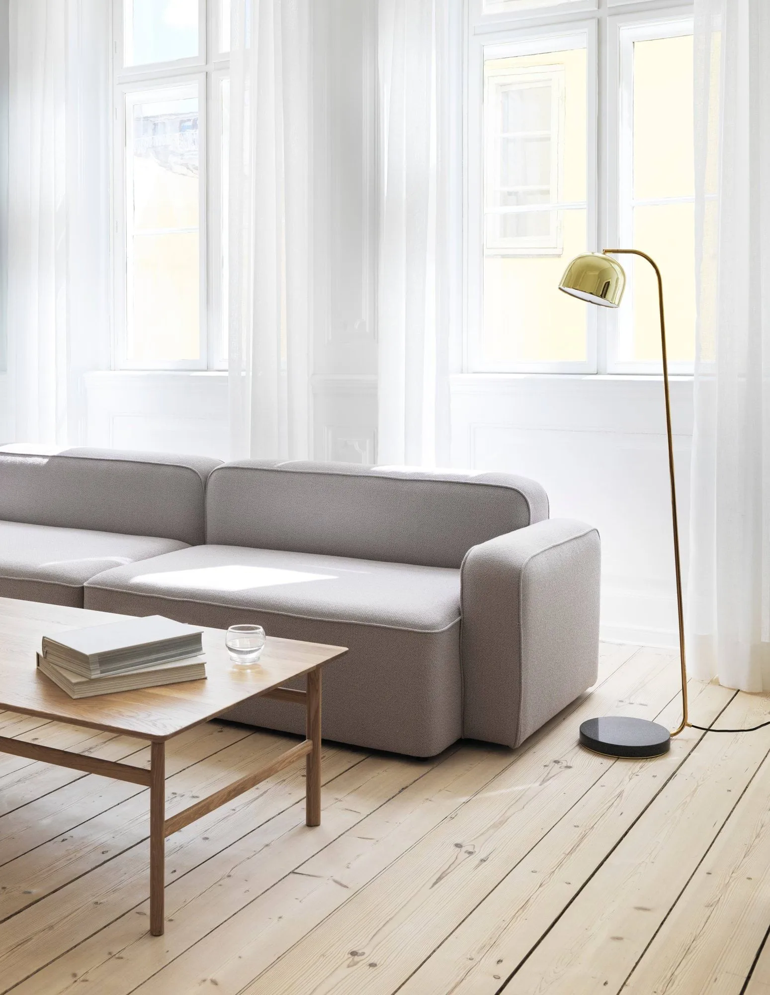 Grant 落地灯, 黄铜 Normann Copenhagen