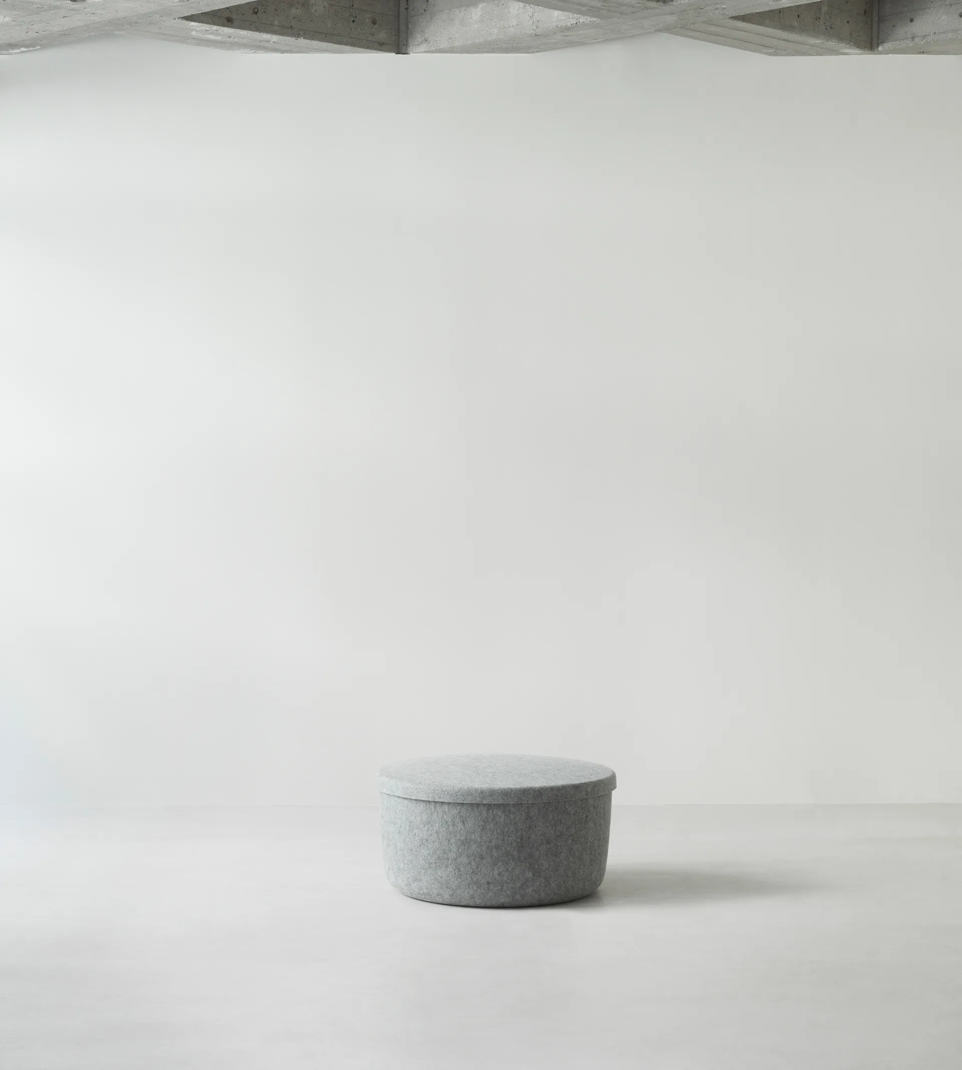 Hide Storage 大 ottoman, 灰色 Normann Copenhagen