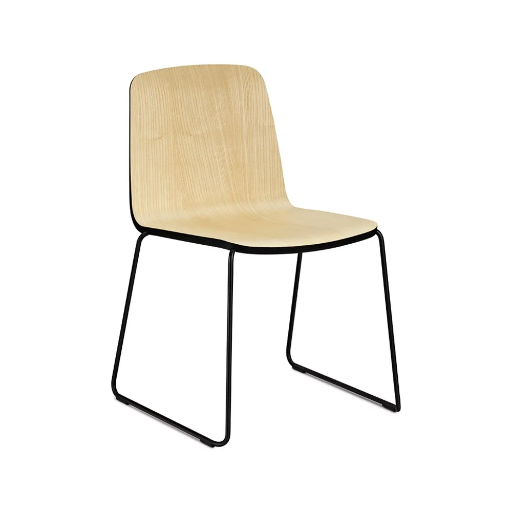 Just 北欧简约风格餐椅, 白蜡木色_veneer_黑色_edge_黑色金属支架 Normann Copenhagen