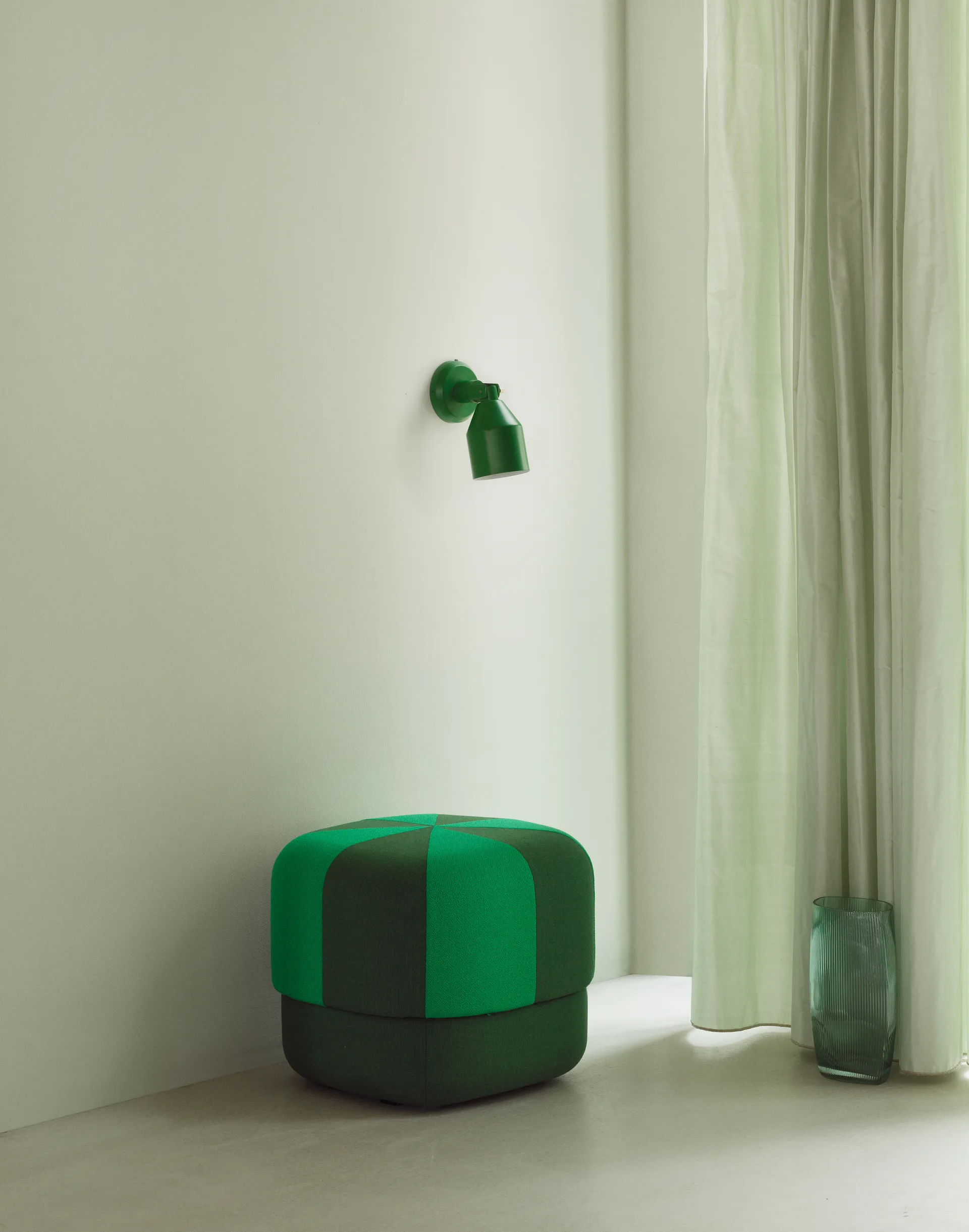 Klip壁灯15.8x24.3cm, 绿色 Normann Copenhagen