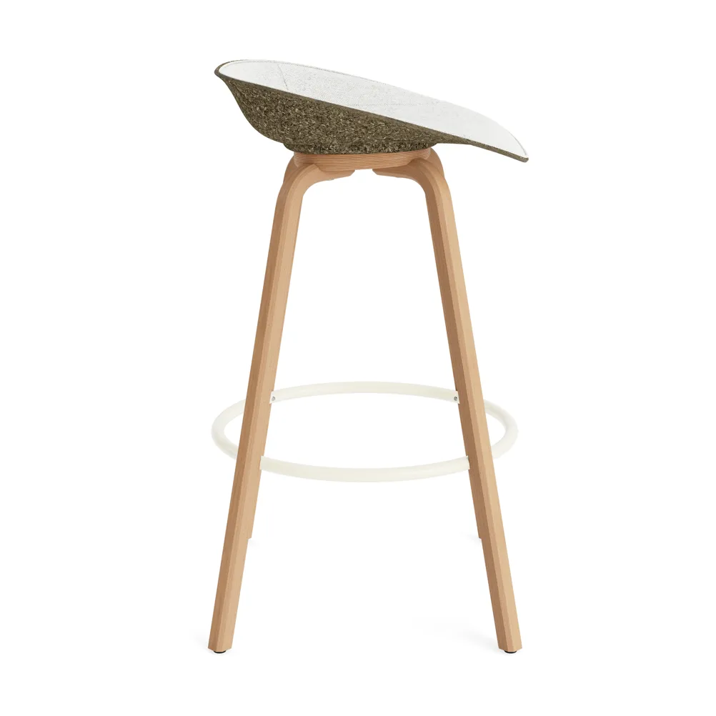 Mat 高脚凳 前饰面软包 75cm, Hallingdal 110_海藻色_山毛榉_奶油色钢材 Normann Copenhagen
