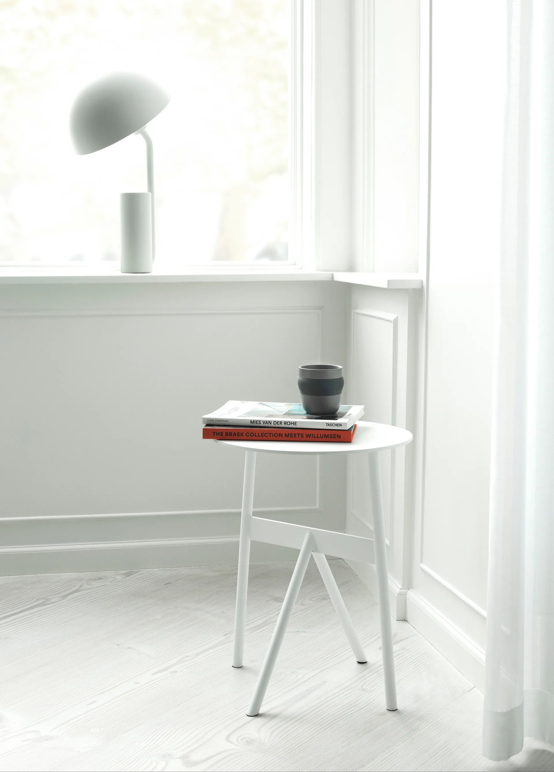 Stock Table 边几Ø37cm 高46cm, 白色 Normann Copenhagen