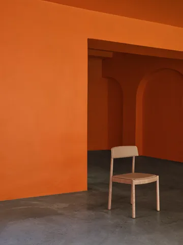 Timb 带垫椅子 - 棕褐色_超纤皮革_驼色 - Normann Copenhagen