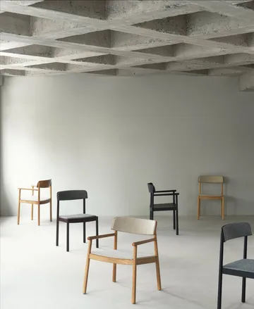 Timb 椅子 - 棕色白蜡木_超纤皮革巧克力色 - Normann Copenhagen