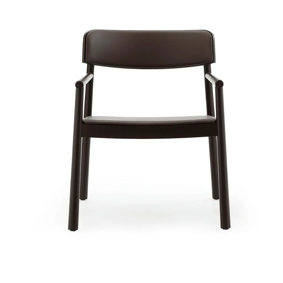 Timb 扶手椅, 棕色白蜡木_超纤皮革巧克力色 Normann Copenhagen