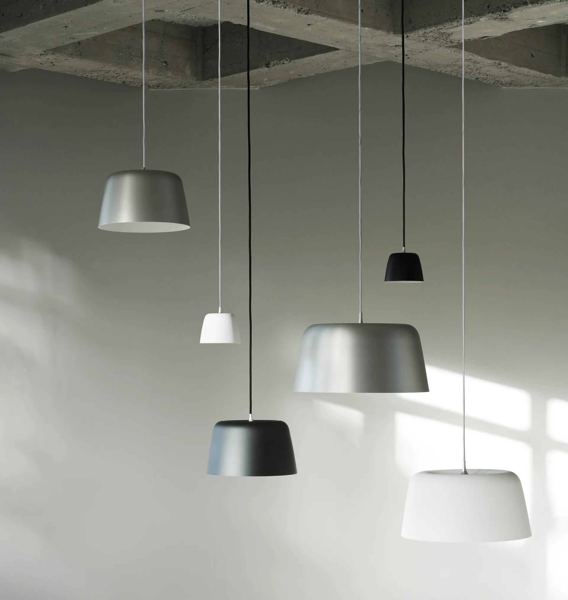 Tub 北欧简约设计吊灯Ø13cm, 铝制 Normann Copenhagen