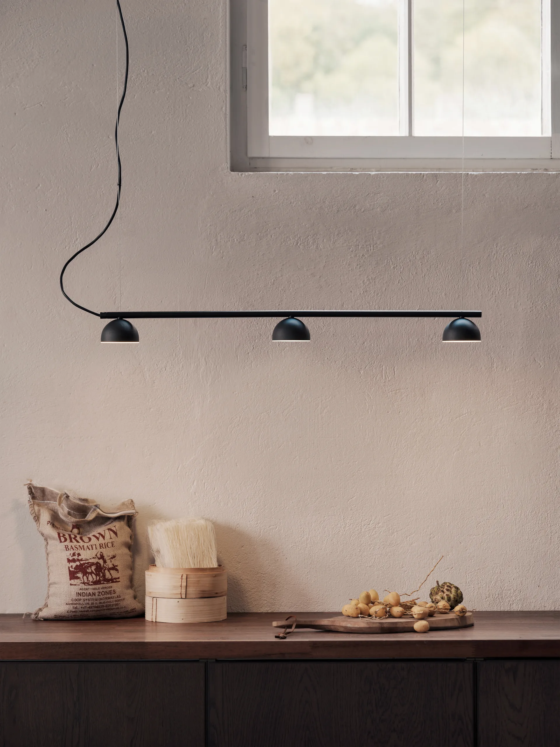 Blush Rail 3 ceiling light, Matt 黑色 Northern