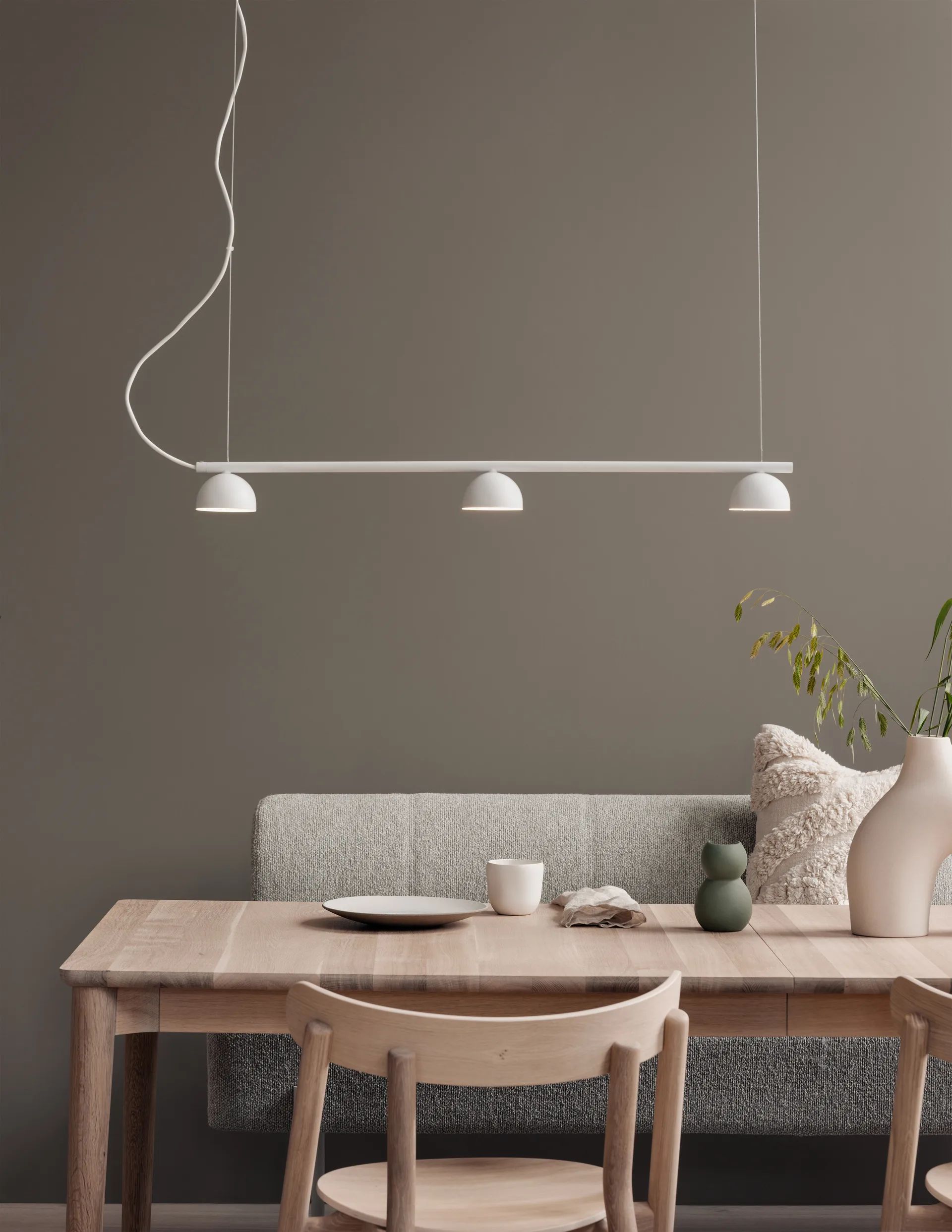 Blush Rail 3 ceiling light, Matt 白色 Northern