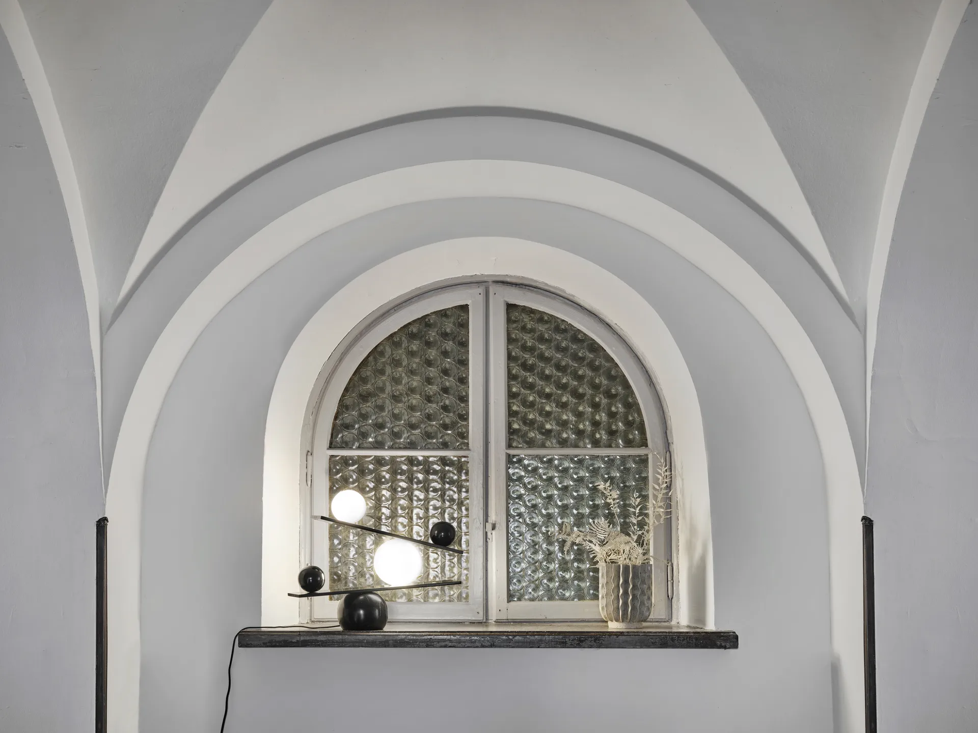 Balance 台灯, 黑色 Oblure