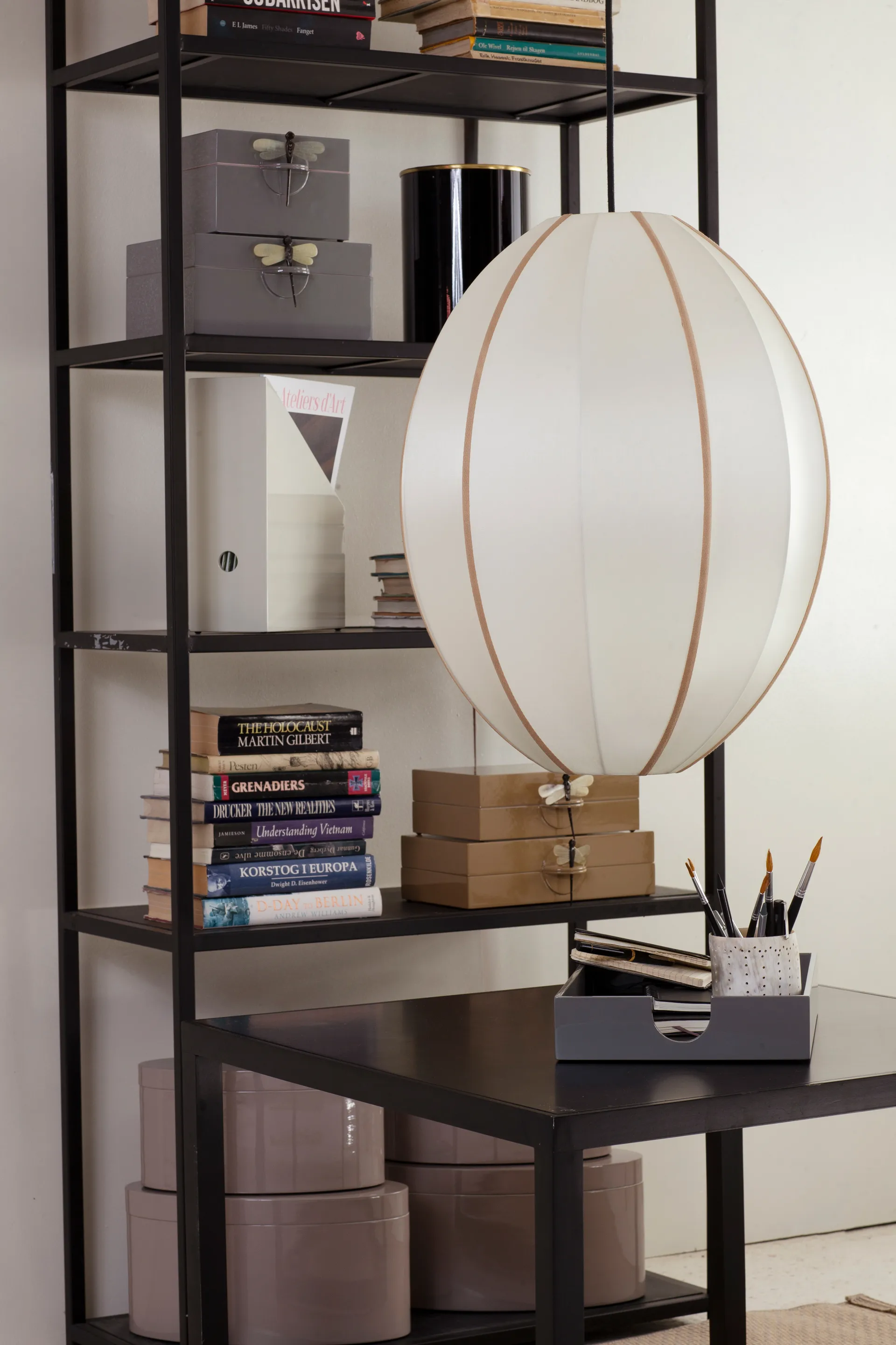 Indochina Classic Oval L 灯罩, Offwhite-amber Oi Soi Oi