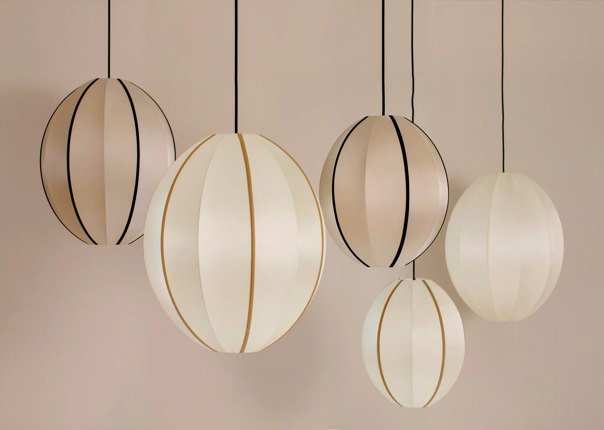 Indochina Classic Oval S 灯罩, Offwhite-amber Oi Soi Oi