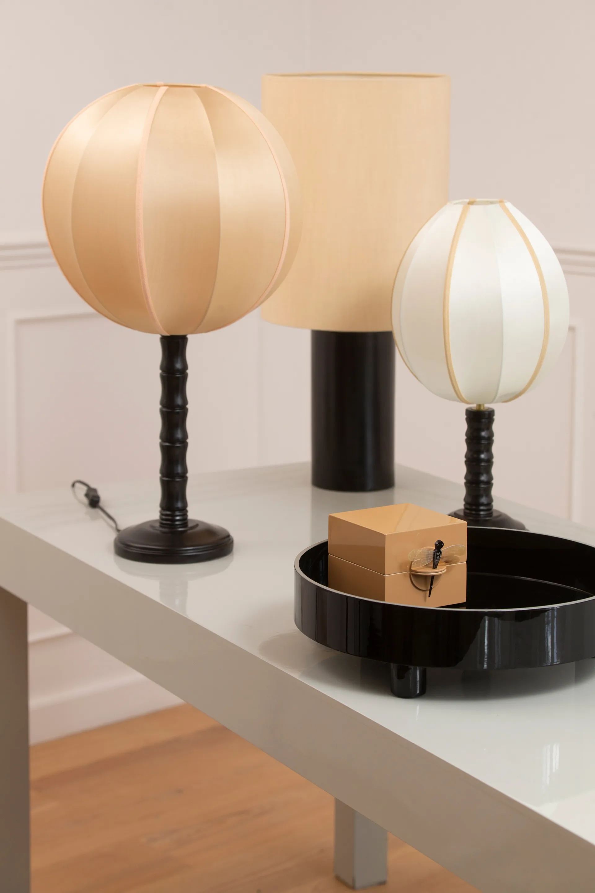 Indochina Lotus lamp shade, Offwhite-Latte Oi Soi Oi