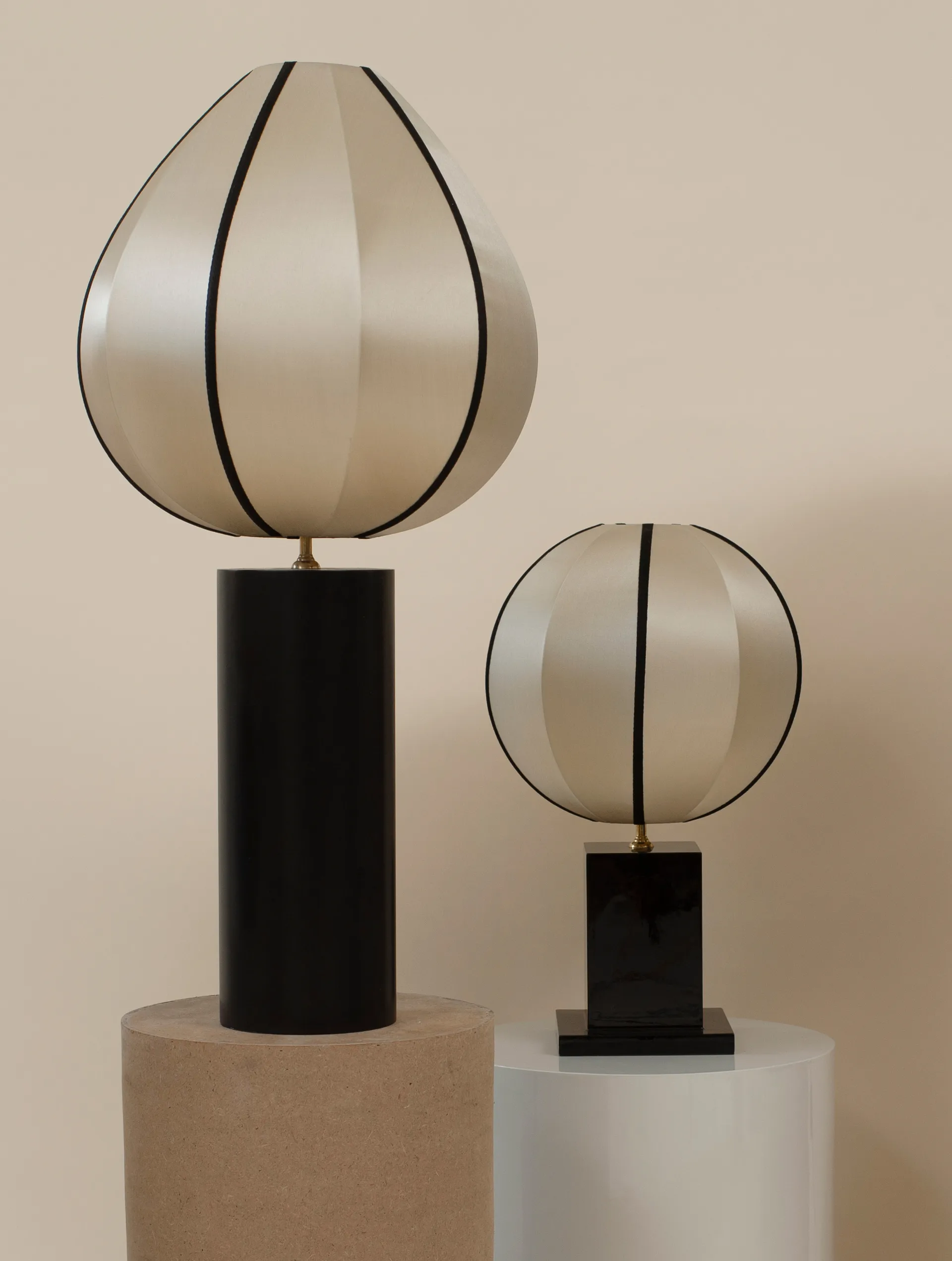 Indochina 经典圆形 XS 灯罩, 黑色条纹 Oi Soi Oi