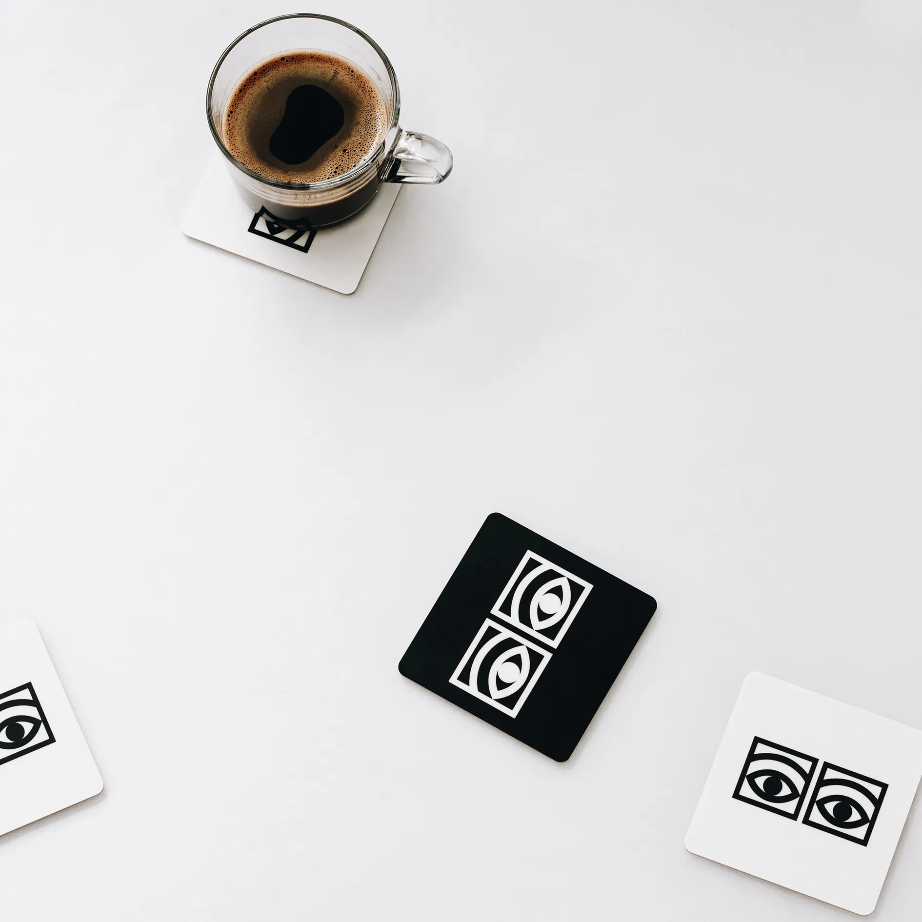 Ögon glass coasters 四件套装, 黑色 Olle Eksell