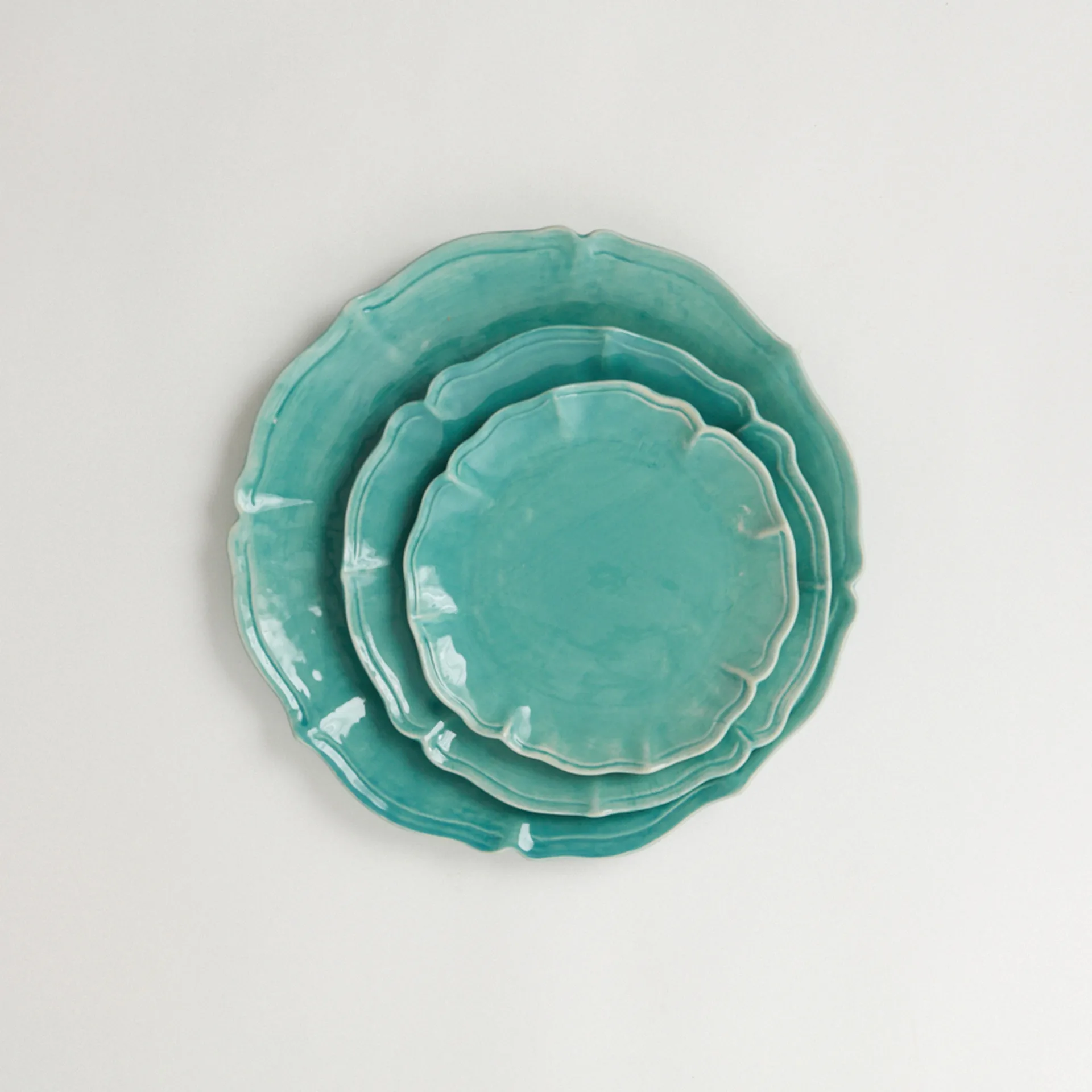 Judith 大餐盘 Ø34cm, 绿松石色 Olsson & Jensen