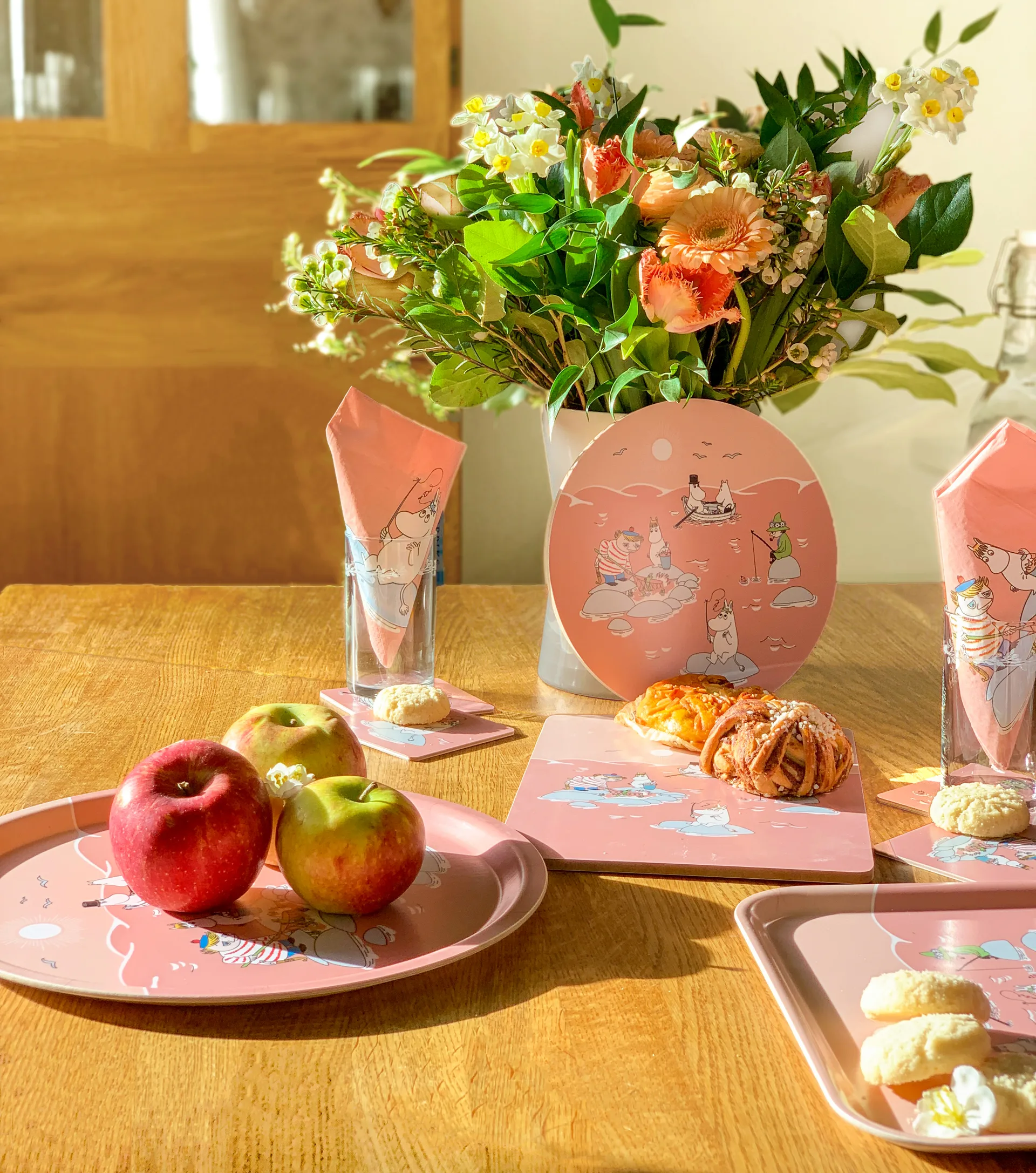 Fiske Moomin summer 2022 tray 20x27 cm, 粉色 Opto Design