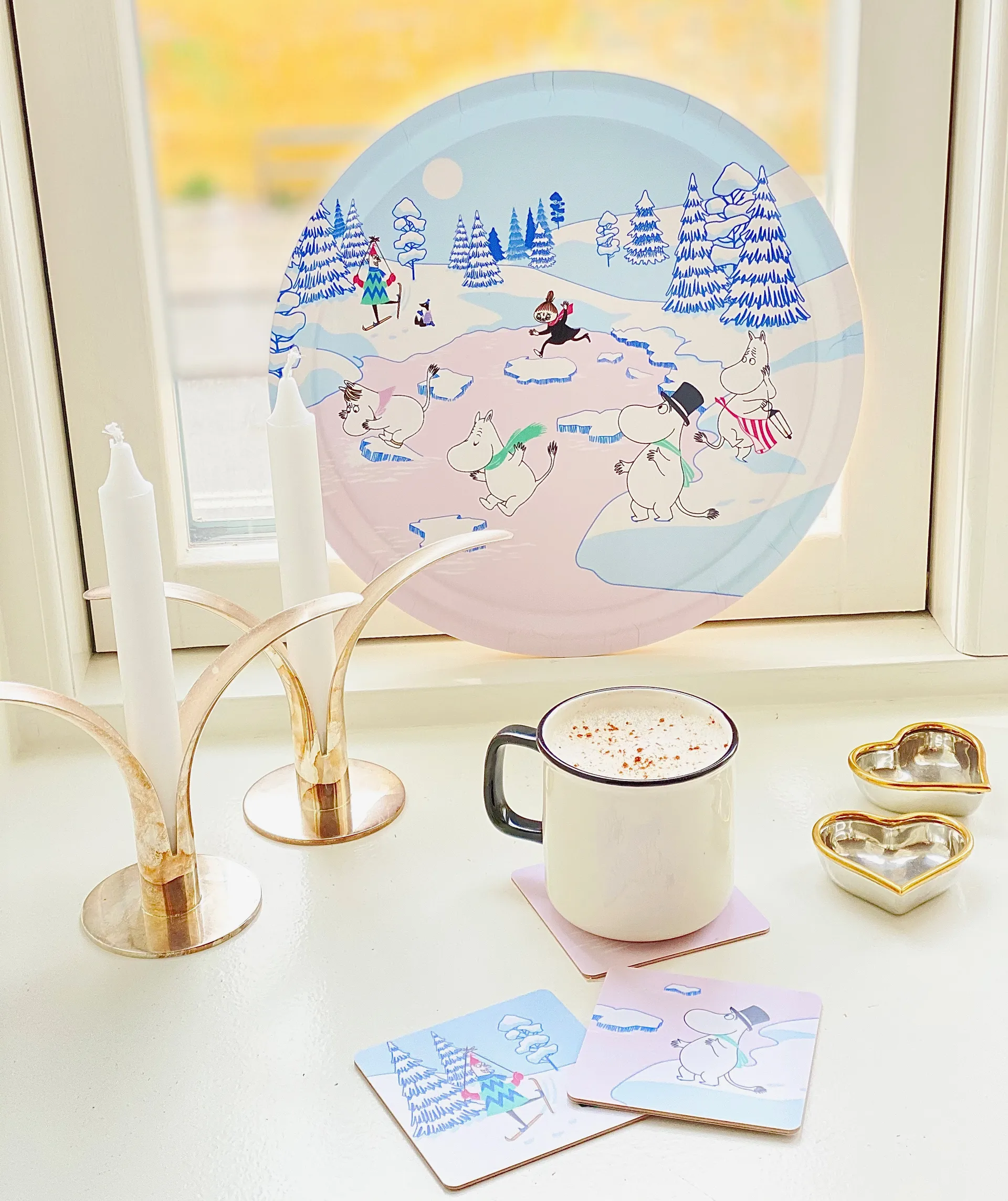 Moomin tray winter 2022 Ø31 cm, 蓝色-白色-粉色 Opto Design