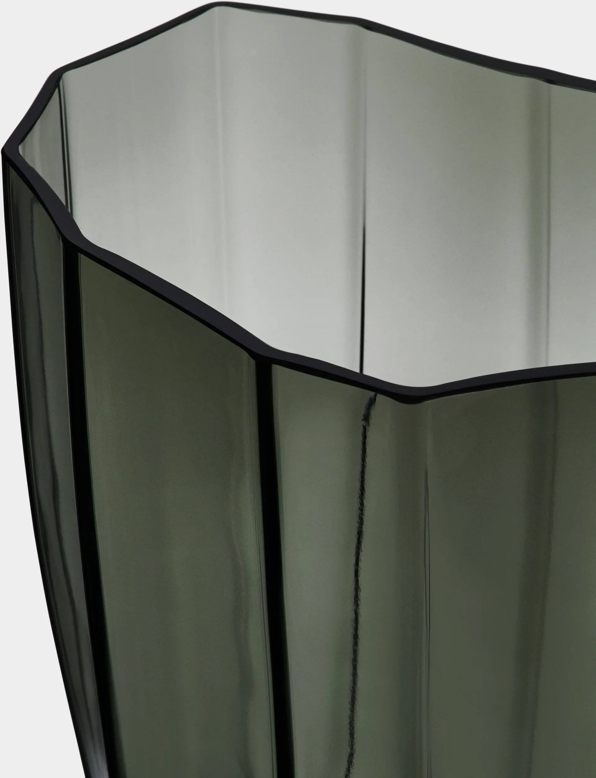 Reed 花瓶 30 cm, Moss green Orrefors