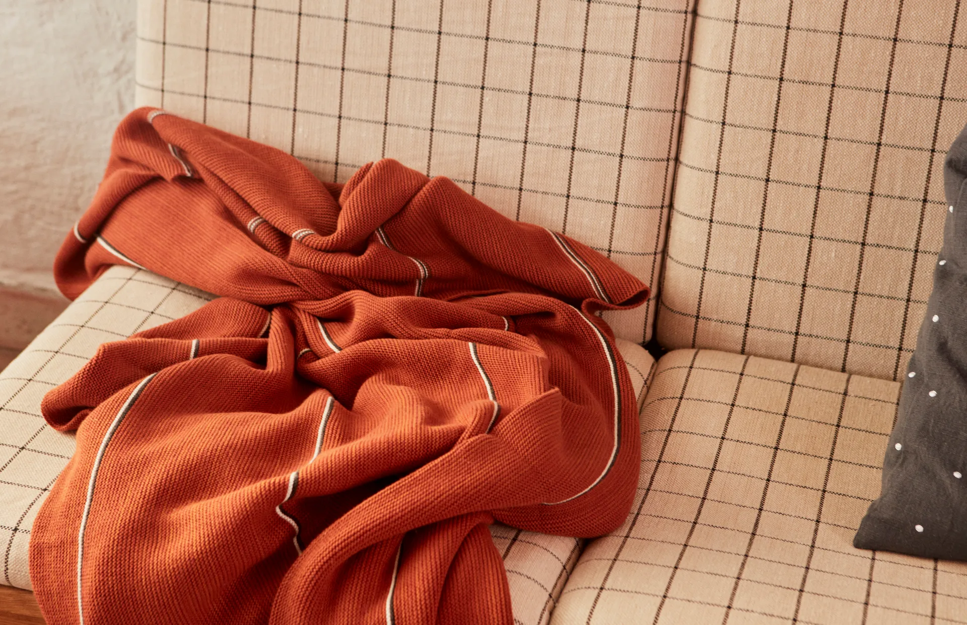 Rivi 毯子  134x184 cm, Nutmeg OYOY