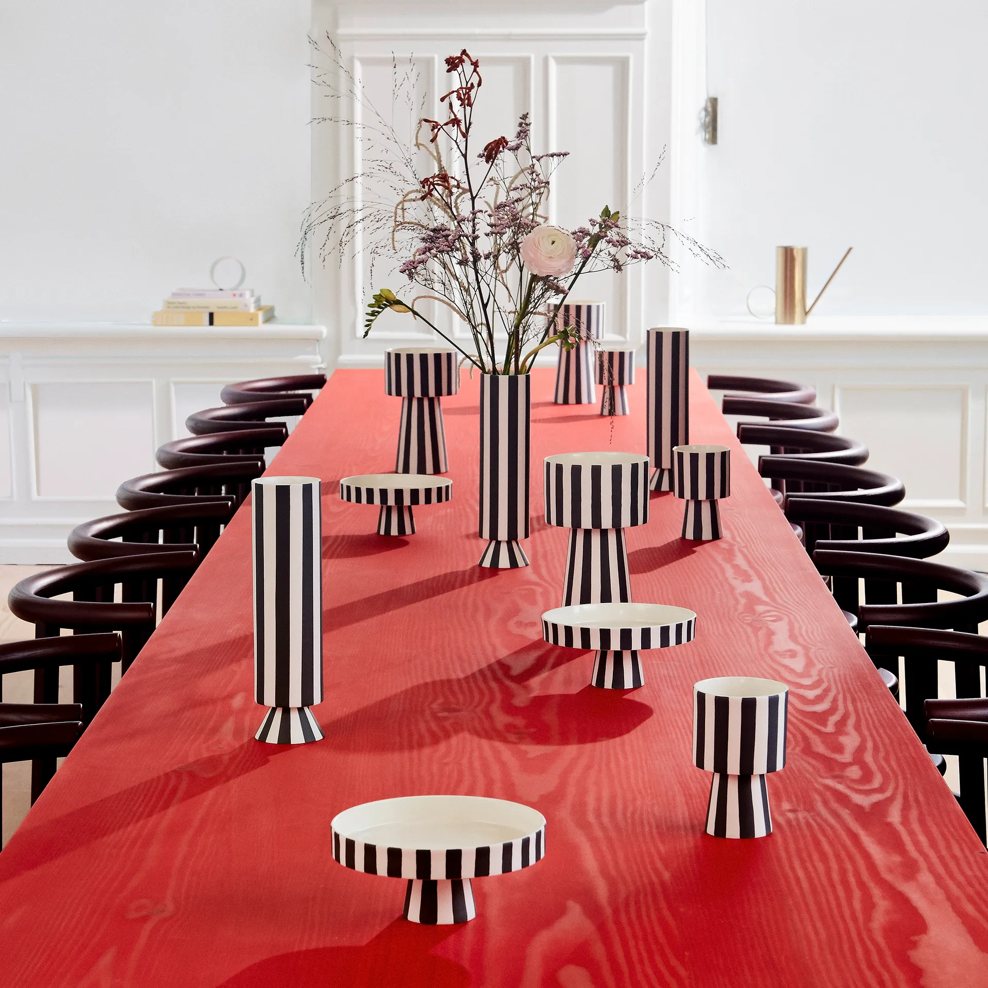 Toppu 花盆  Ø10 cm, 黑色-白色 OYOY