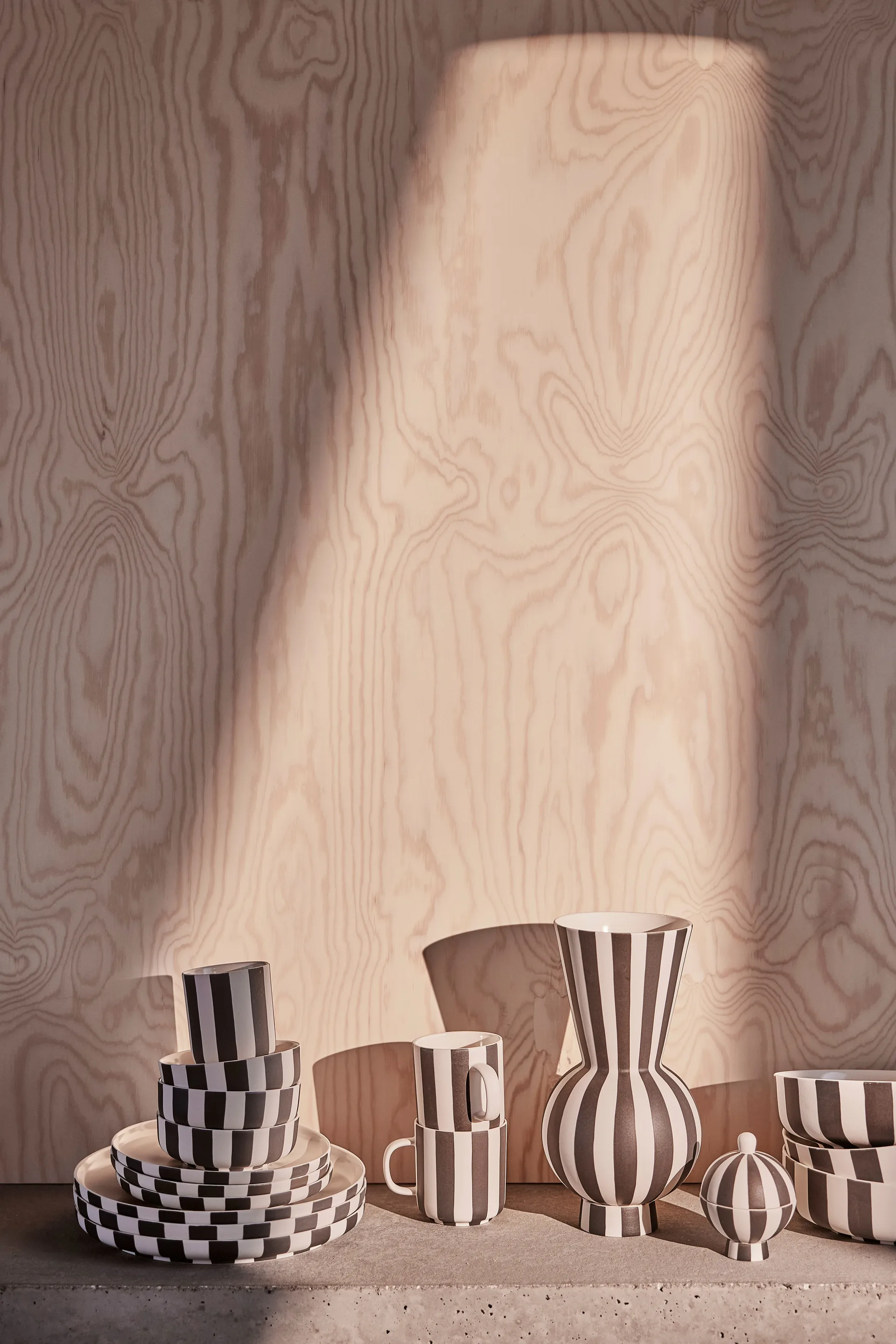 Toppu 碗 Ø20 cm, 黑色-白色 OYOY