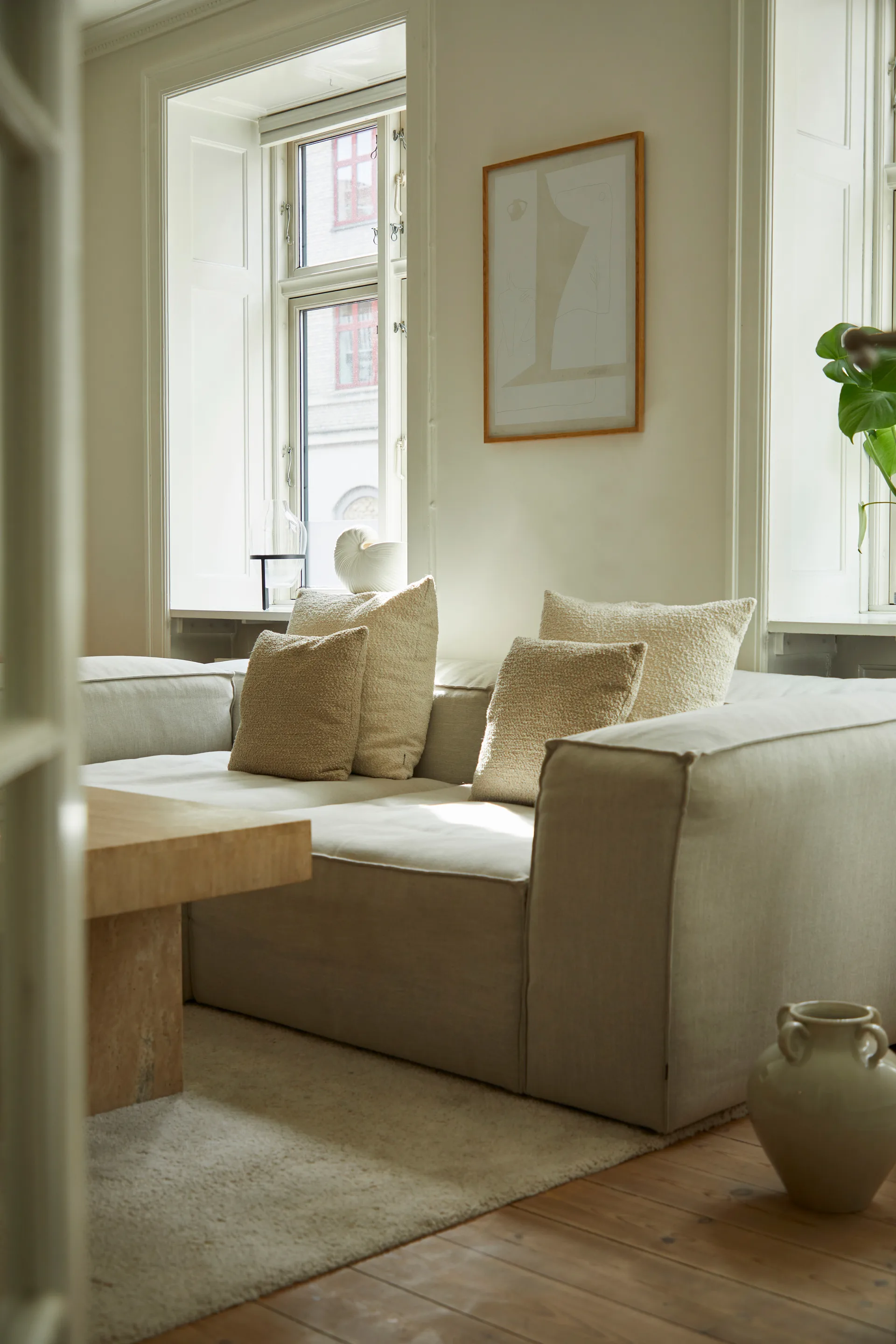 Consume 海报, 50x70 cm Paper Collective