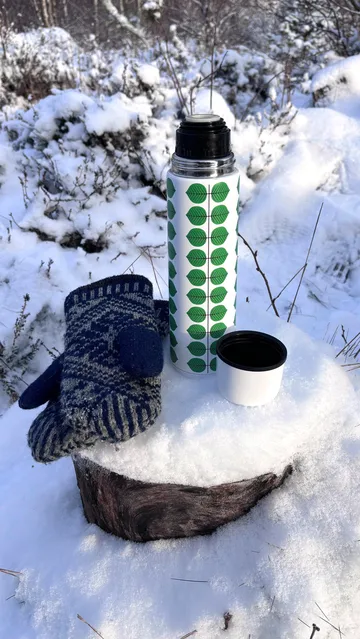 Berså 保温瓶 0.75l - 白色_绿色 - Pluto Design