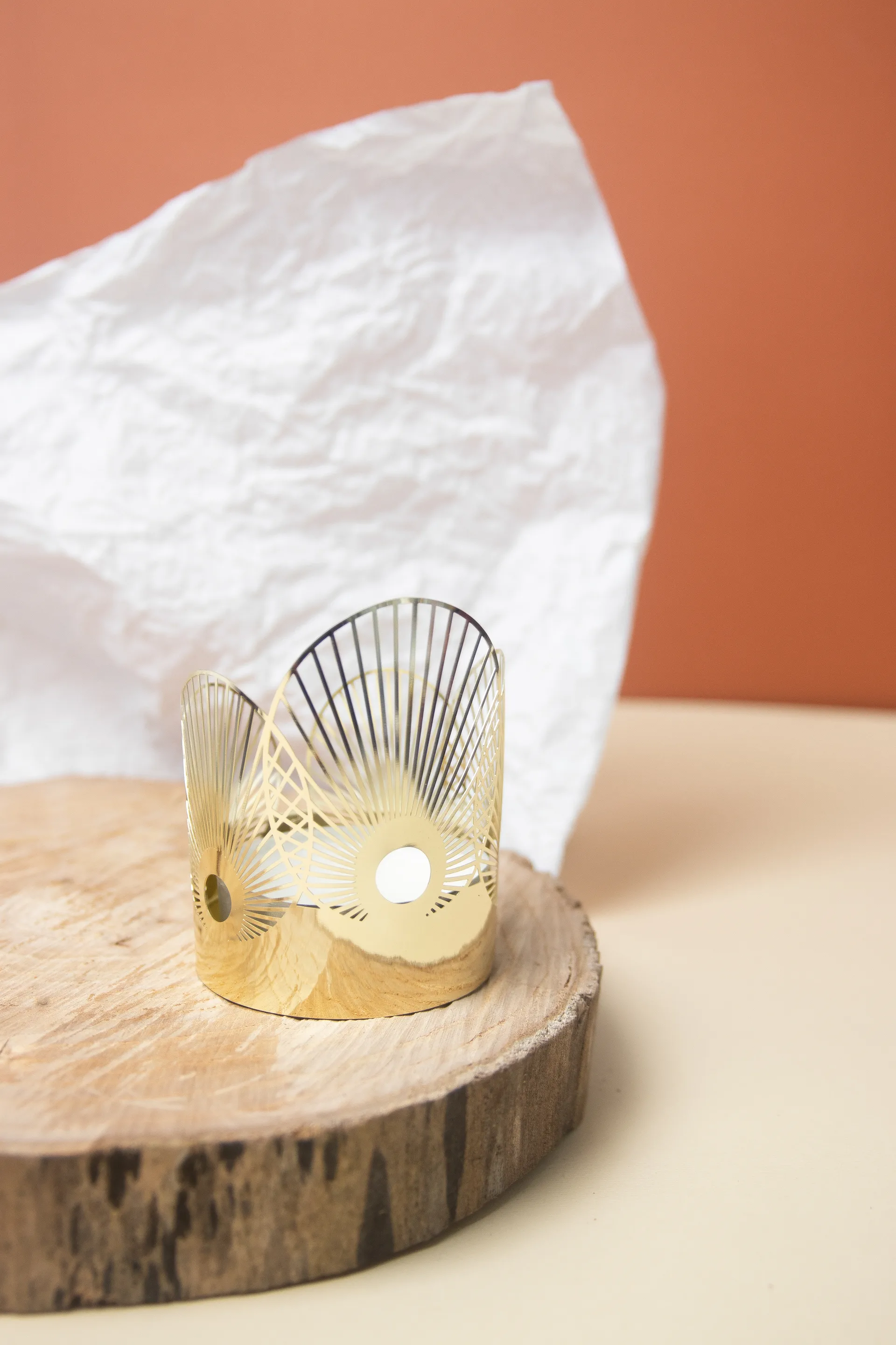 Sun 烛台 中 Ø6.5 cm, 金色 Pluto Design