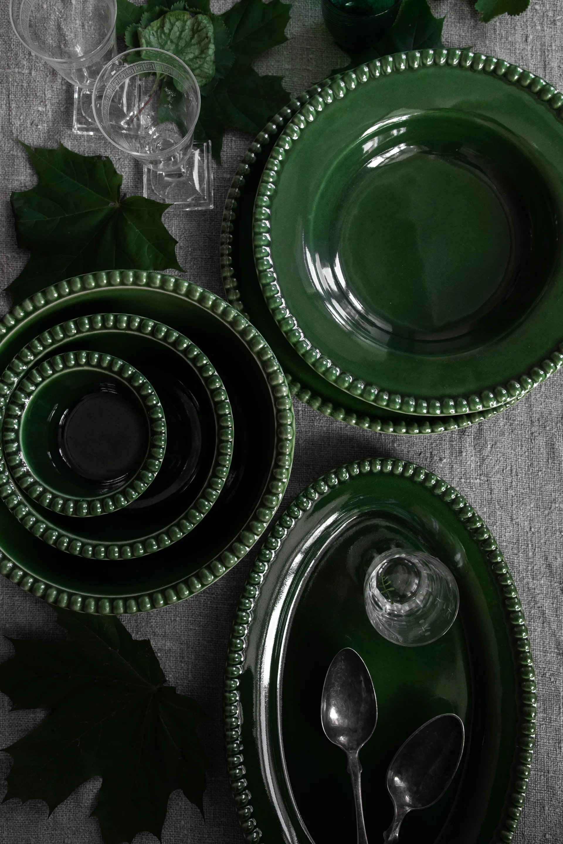 Daria serving 盘子 35 cm stengods, Moss PotteryJo