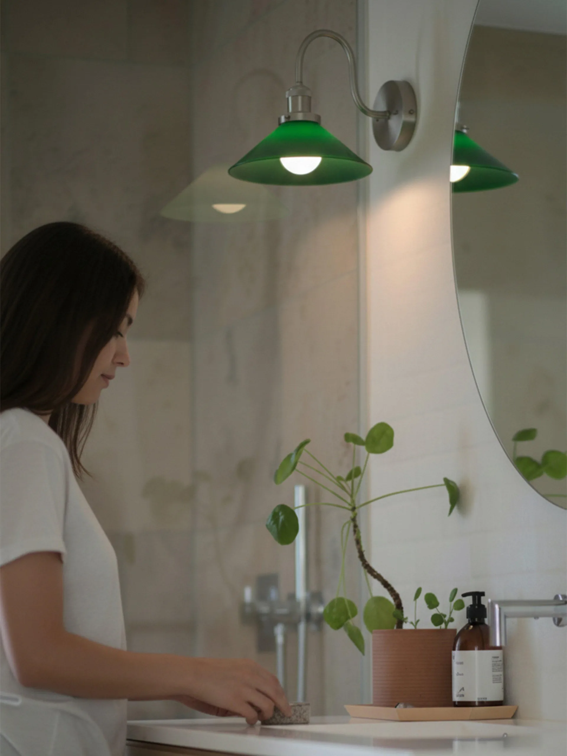 August 壁灯, 绿色_铬色 PR Home