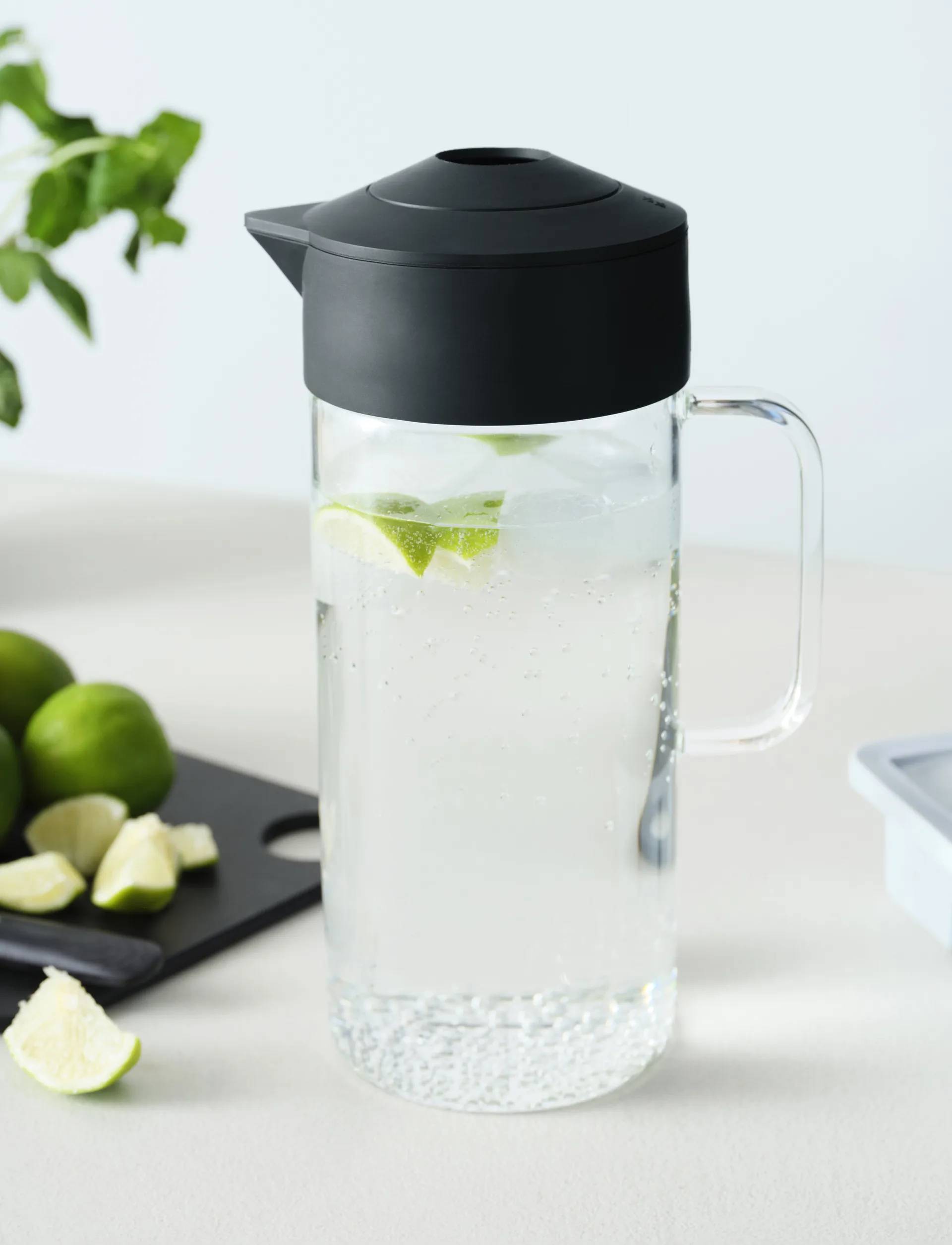 PIP servering 水壶/水瓶 1.4 L, Black RIG-TIG