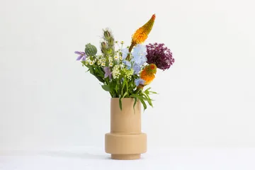 Hurricane 花瓶 L Ø17 - Soft Ochre - Ro Collection