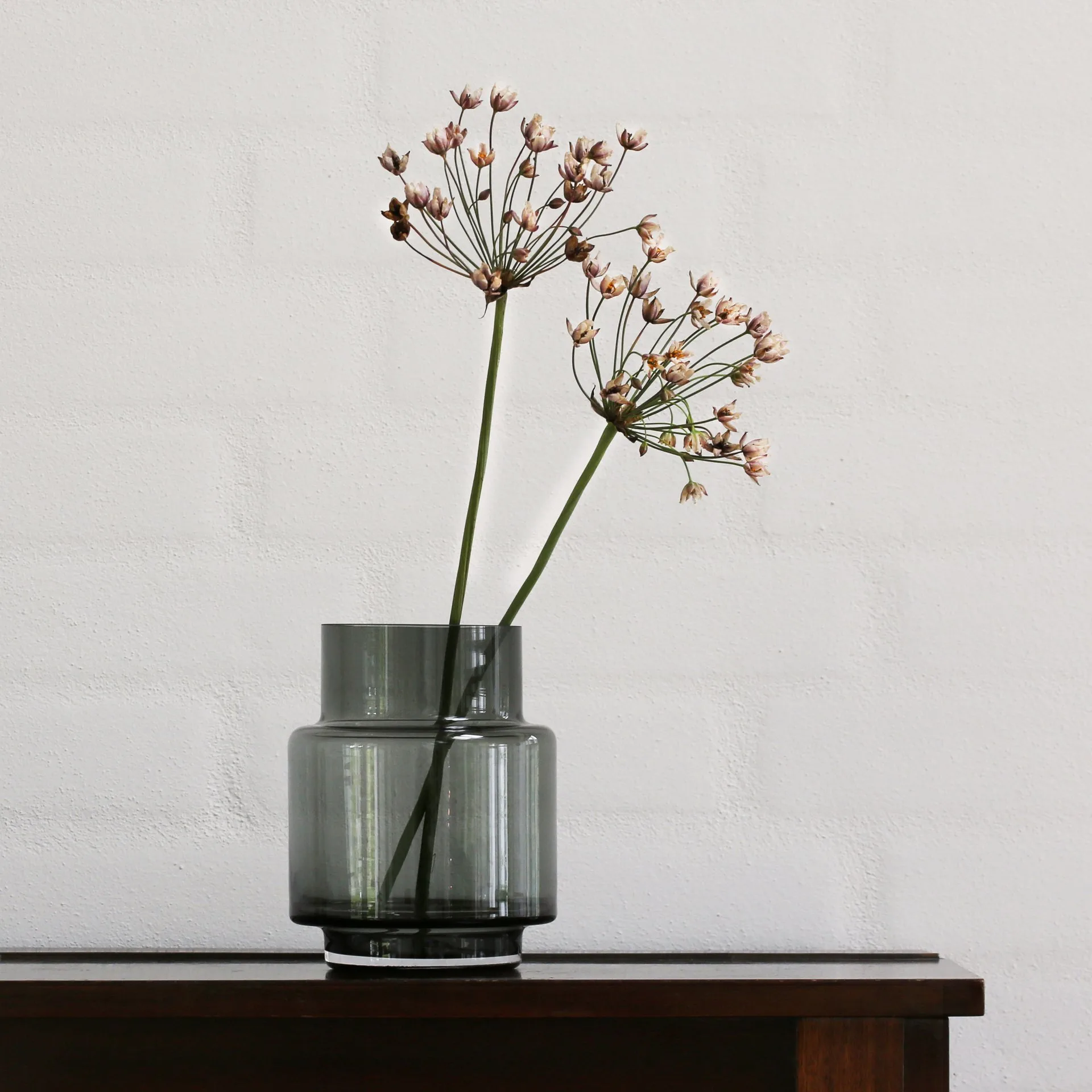 Hurricane no. 53, smoked 灰色 Ro Collection